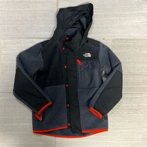 North Face boys fleece jacket